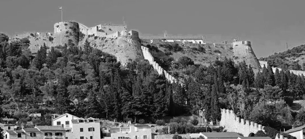 Tvrđava Španjola iznad Herceg Novog (Izvor:arhivski snimak)