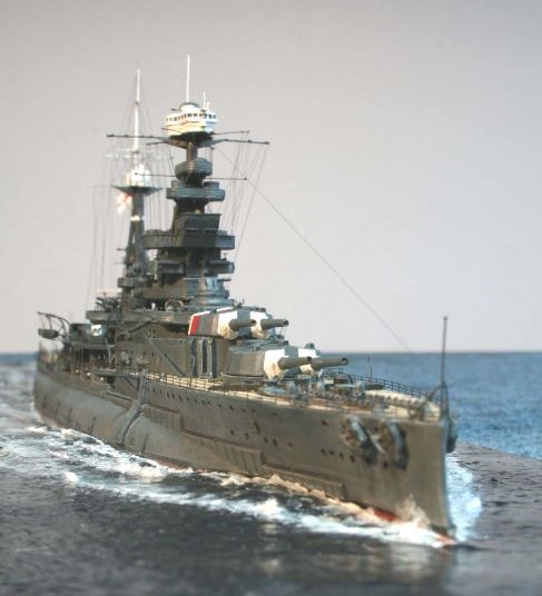 Britanski bojni brod „Rojal ok“ u vožnji (Izvor: admiral Boško Antić)