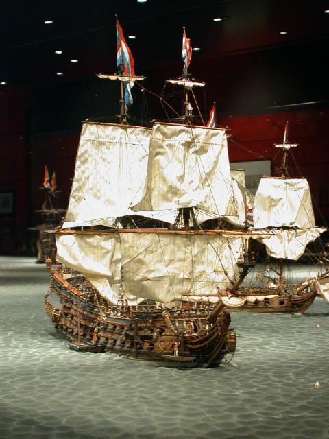 ХОЛАНДСКИ БРОДОВИ У ВРЕМЕ АДМИРАЛА РОЈТЕРА